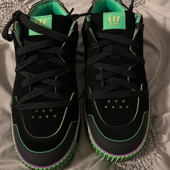 MSCHF GOBSTOMPER SOUR EDITION - Picture 2 of 9